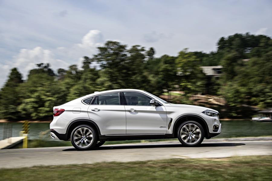  BMW X6 xDrive 5.0i 2015 года  (фото 69 из 113)